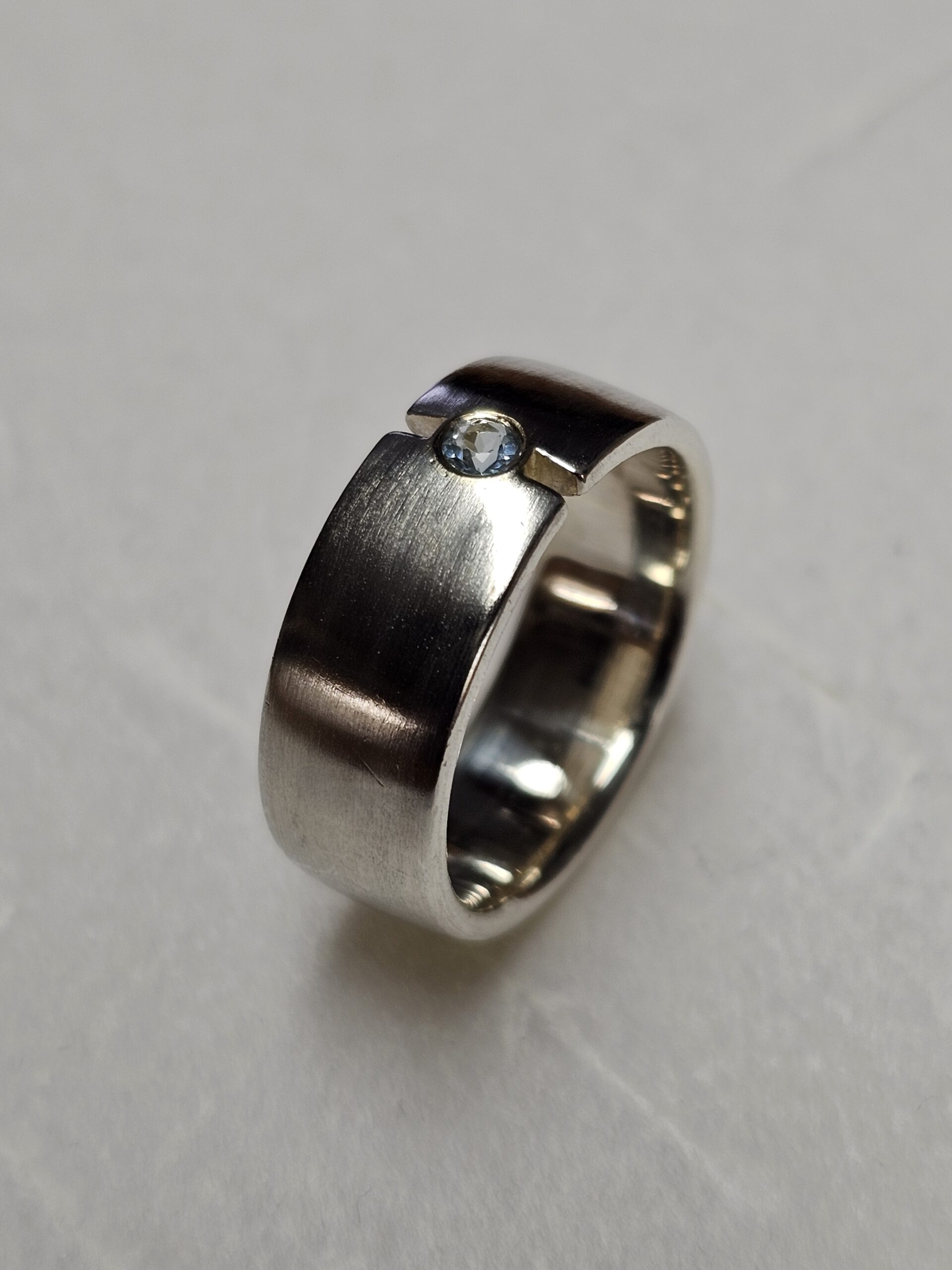 19,1 mm Schicker Silberring Ring Silber 925 Kristall Steinchen blau hellblau klein Vintage edel SR1351 – Bild 4