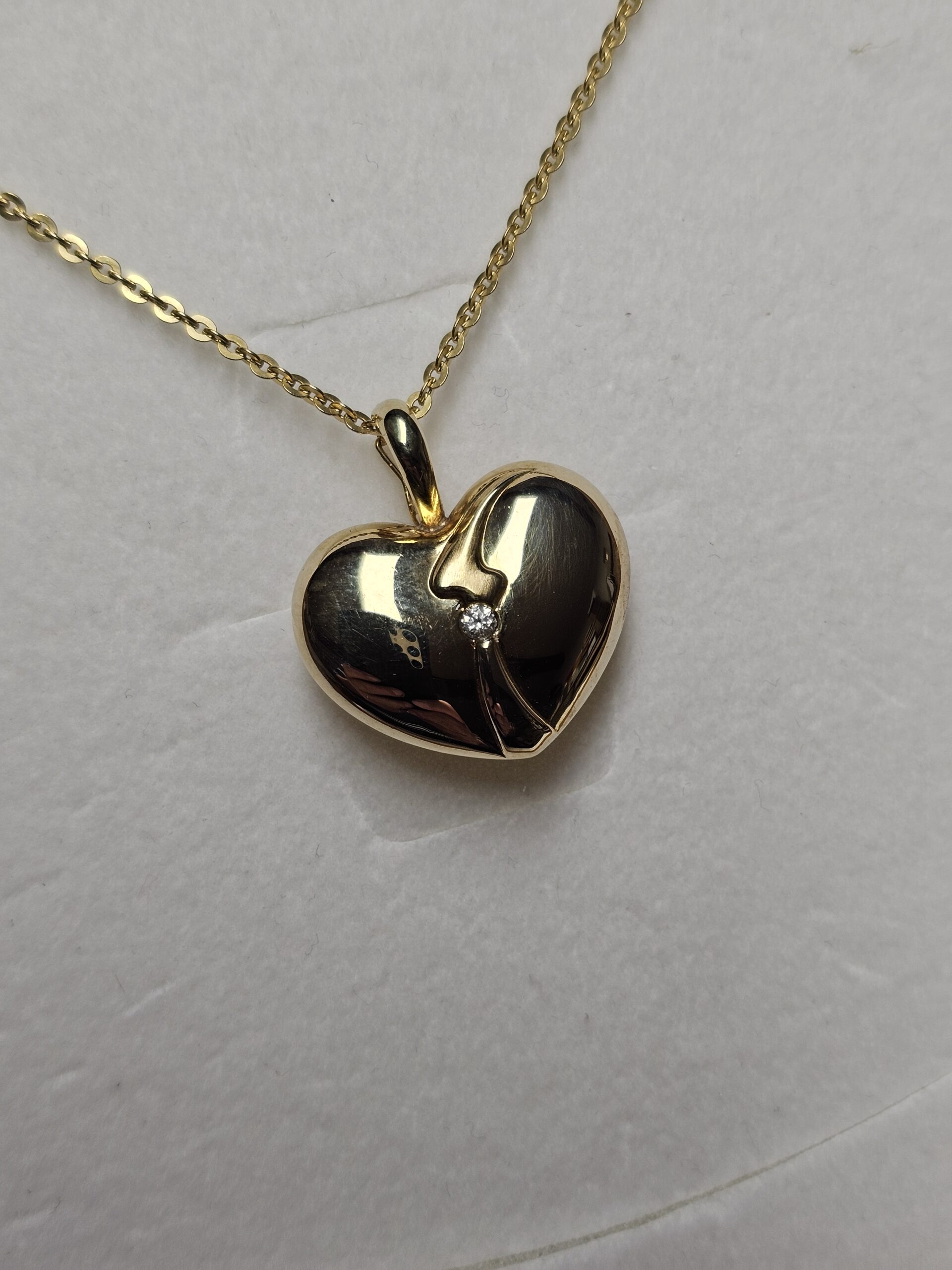 Nostalgischer Anhänger Herz ohne Kette Gold 333 Kristall klar Design Vintage elegant GAN189 – Bild 3