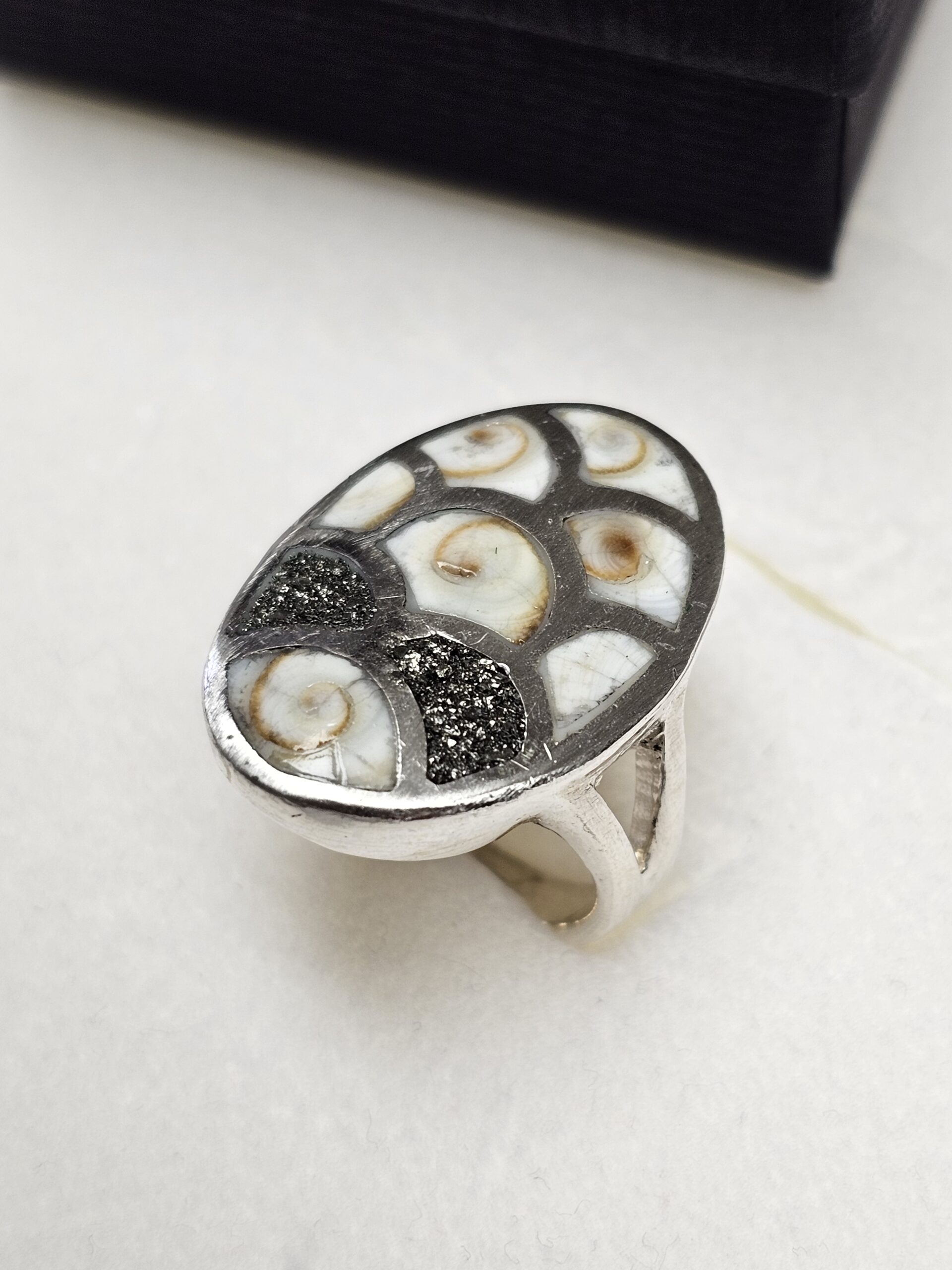 17,7 mm Besonders schöner Ring Silber 925 Shivamuschel Muschel & Pyrit Einlage Vintage elegant SR1021 – Bild 4