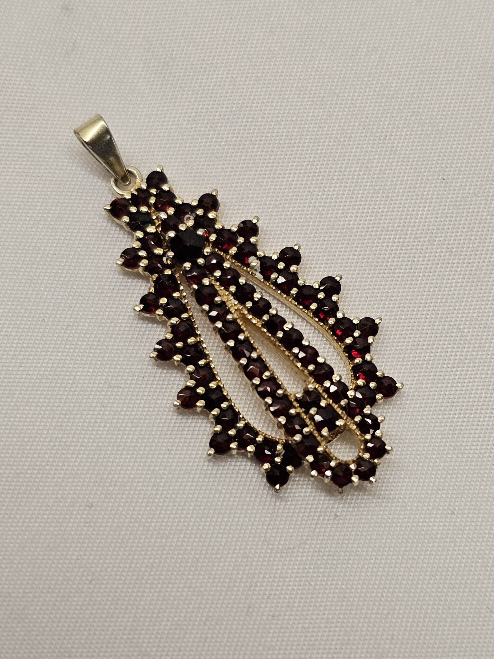 Nostalgischer Anhänger ohne Kette Silber 900 böhmischer Granat Shabby Vintage elegant SKA1510