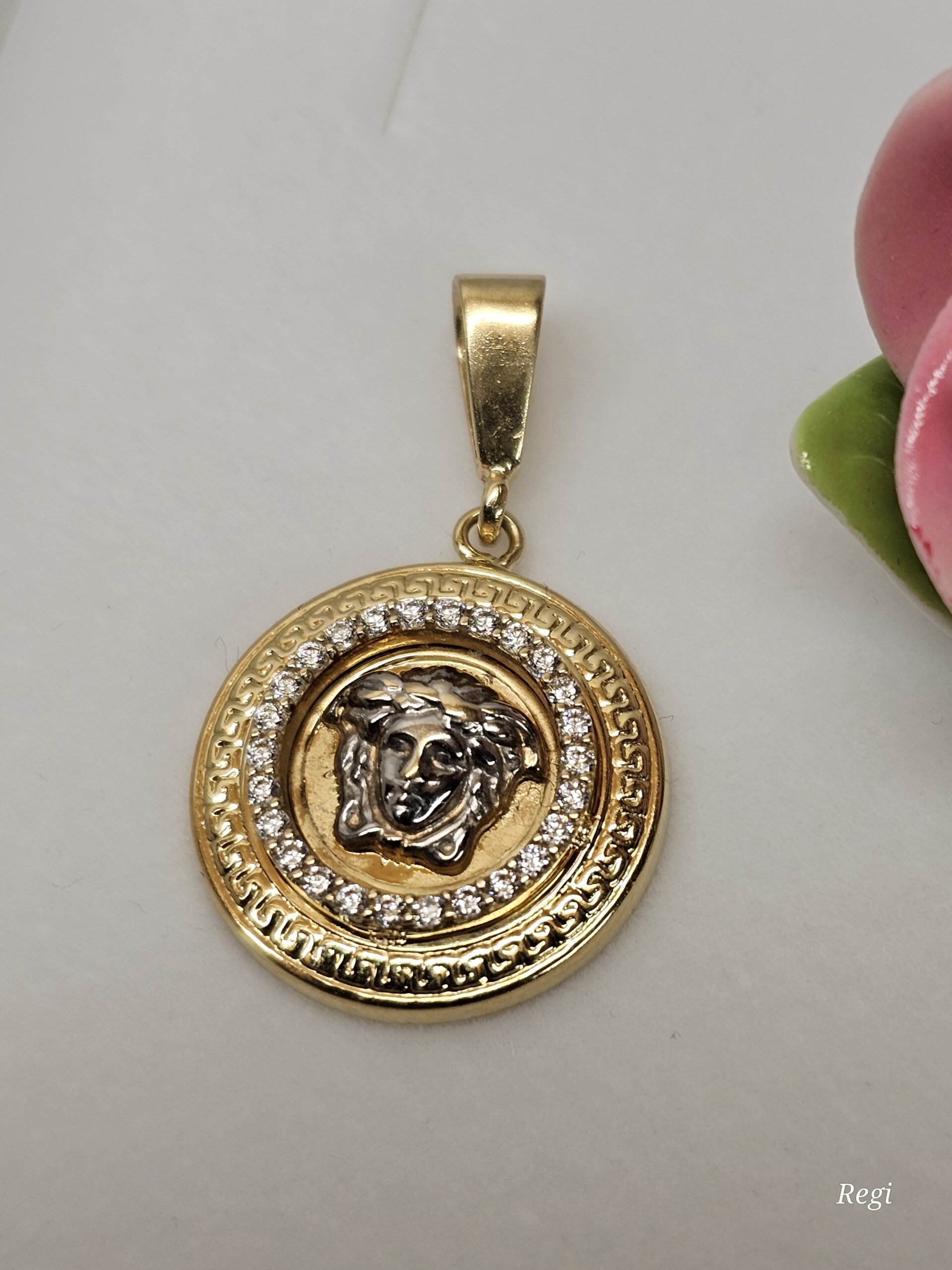 Eleganter Goldanhänger Anhänger - ohne Kette - Medusa Gold 585 teilplatiniert Kristalle Steinchen klar Mäander Design Vintage elegant GAN220