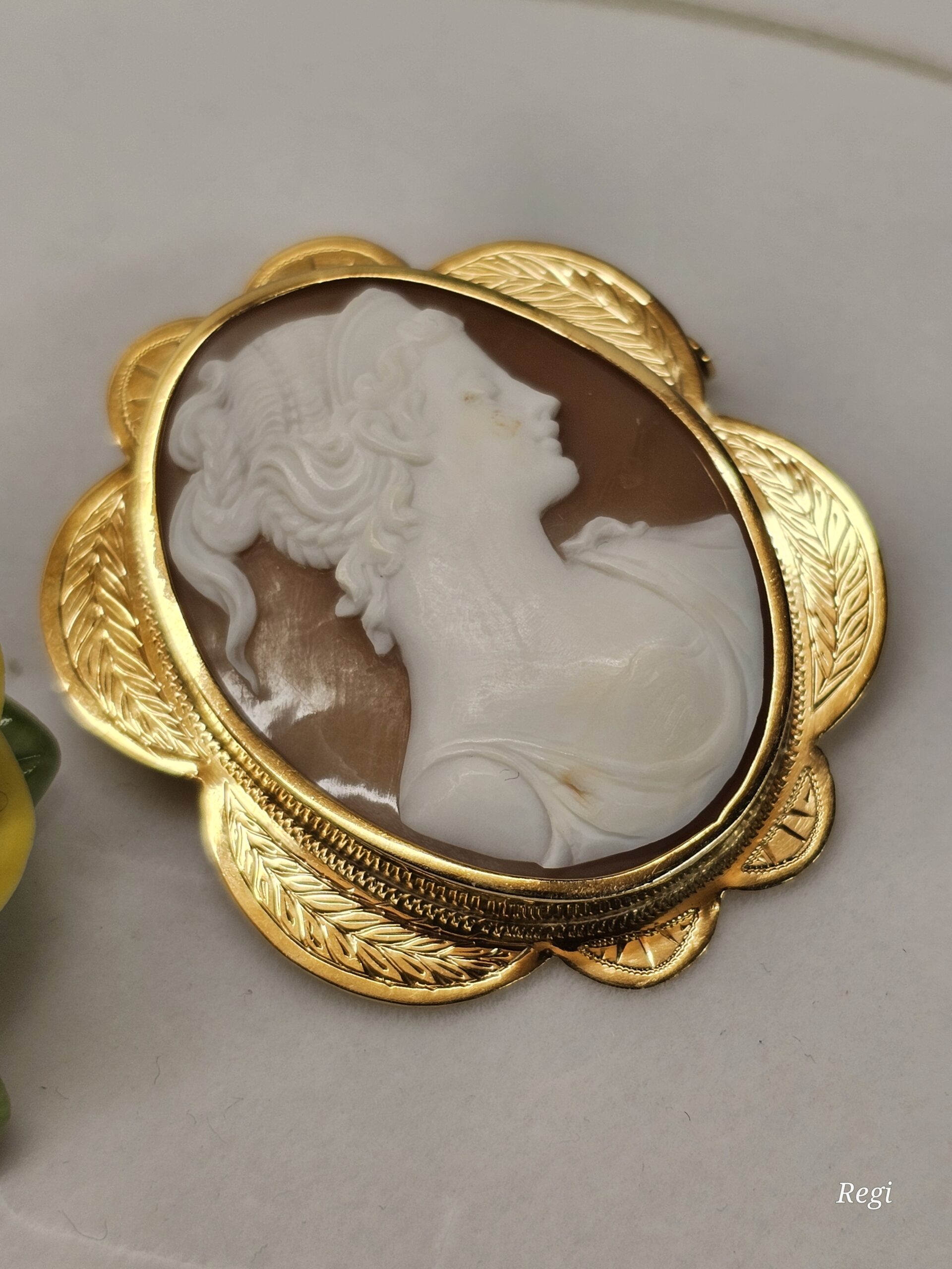 Shabby Vintage nostalgische Goldbrosche Brosche Gold Gemme Kamee Frau Büste kunstvoll elegant GB130 – Bild 3