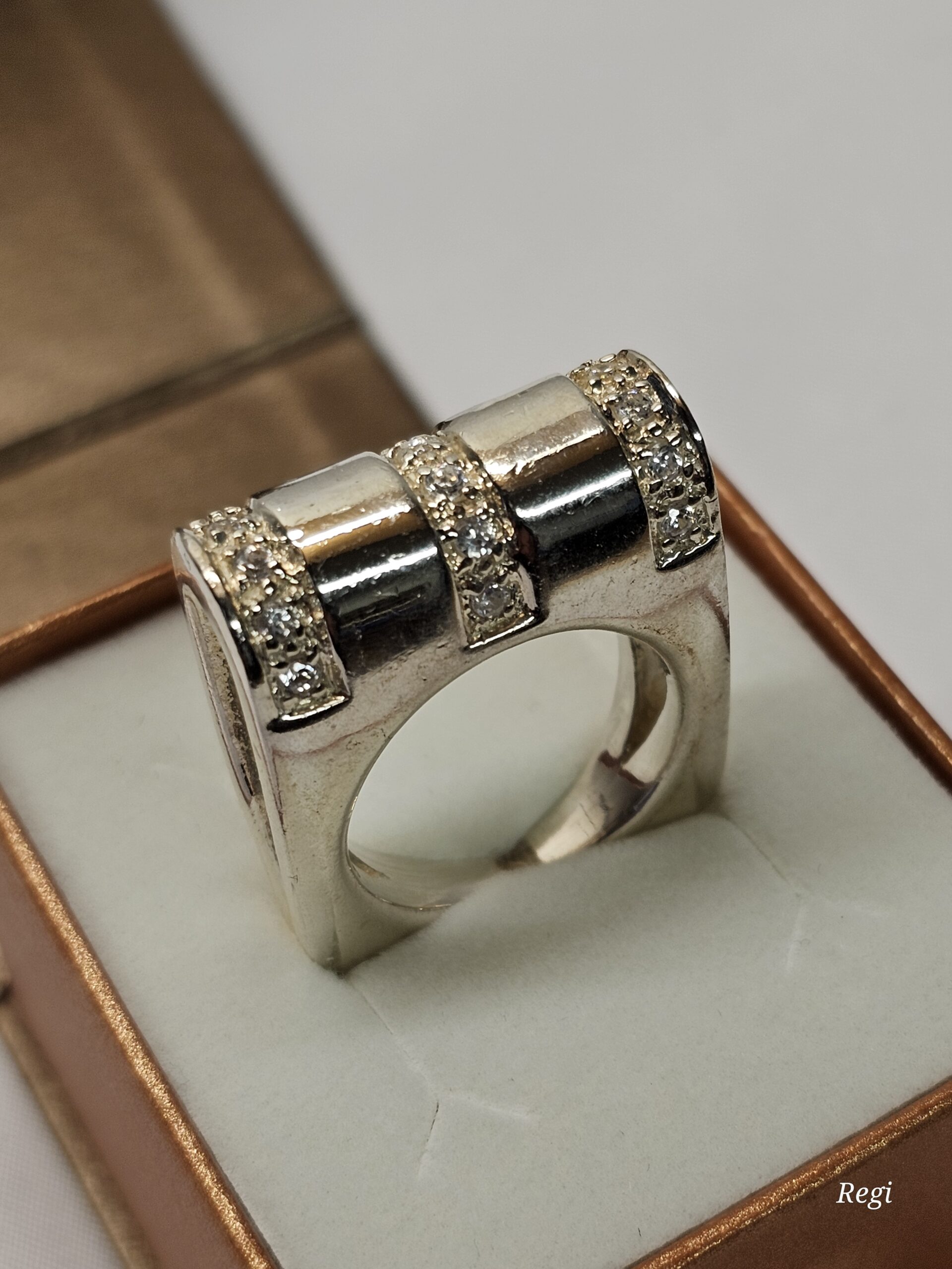 18,8 mm Prachtvoller Ring Silberring Silber 925 Kristalle klar massiv Vintage elegant SR1115