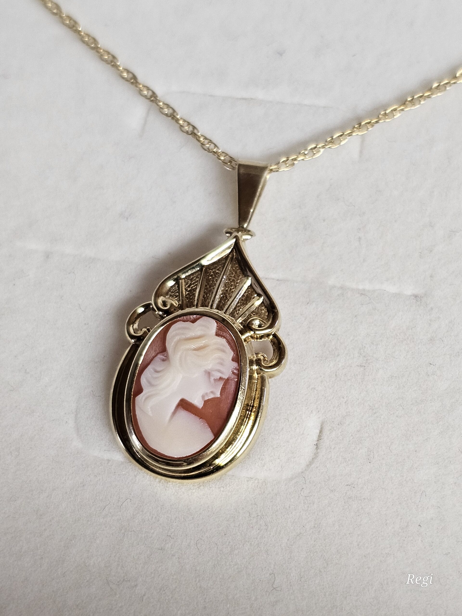 Nostalgischer Anhänger - ohne Kette - Gold 333 Gemme Kamee Frau Büste kunstvoll Shabby Vintage elegant GAN224