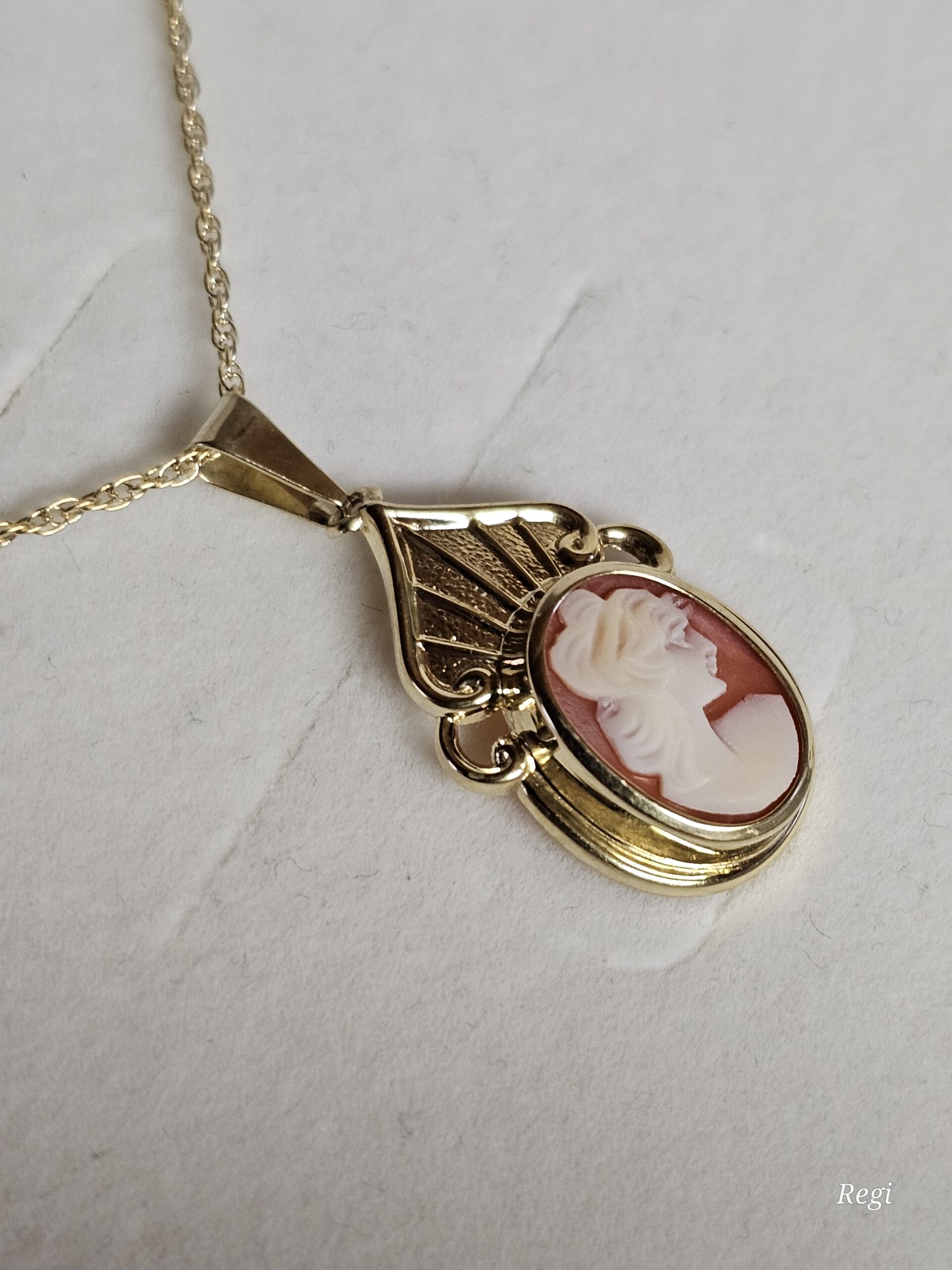 Nostalgischer Anhänger - ohne Kette - Gold 333 Gemme Kamee Frau Büste kunstvoll Shabby Vintage elegant GAN224 – Bild 2