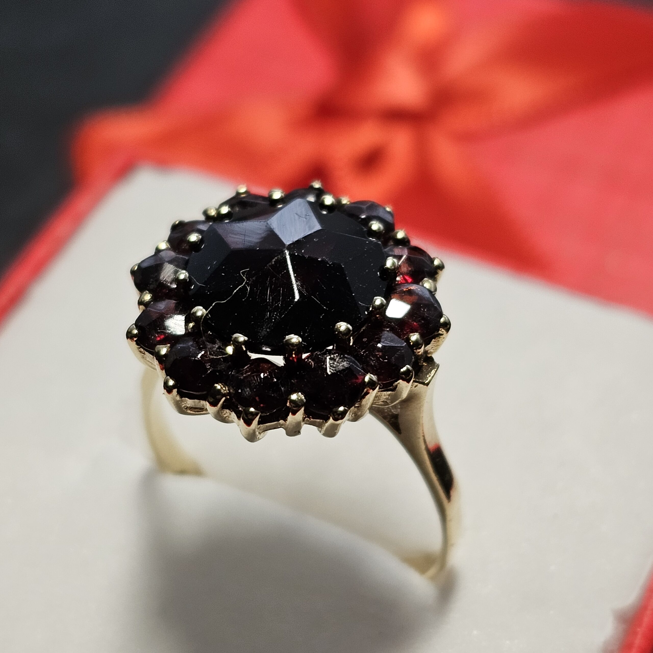 18,8 mm Ring nostalgischer Goldring Gold 333 Granat Vintage elegant GR359 – Bild 3