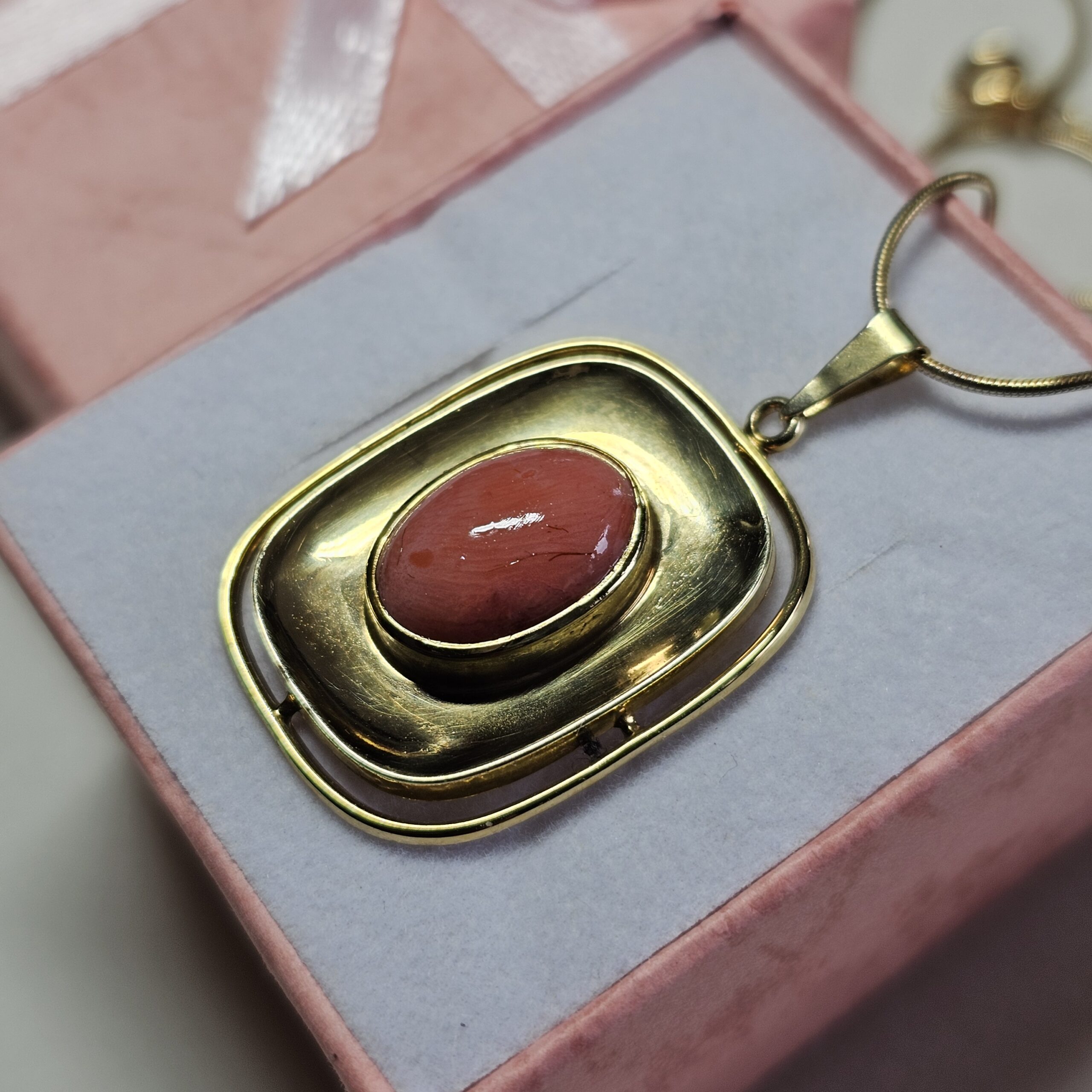 Nostalgischer Design Goldanhänger Anhänger ohne Kette Gold 333 Koralle Vintage Eleganz GAN146 – Bild 2