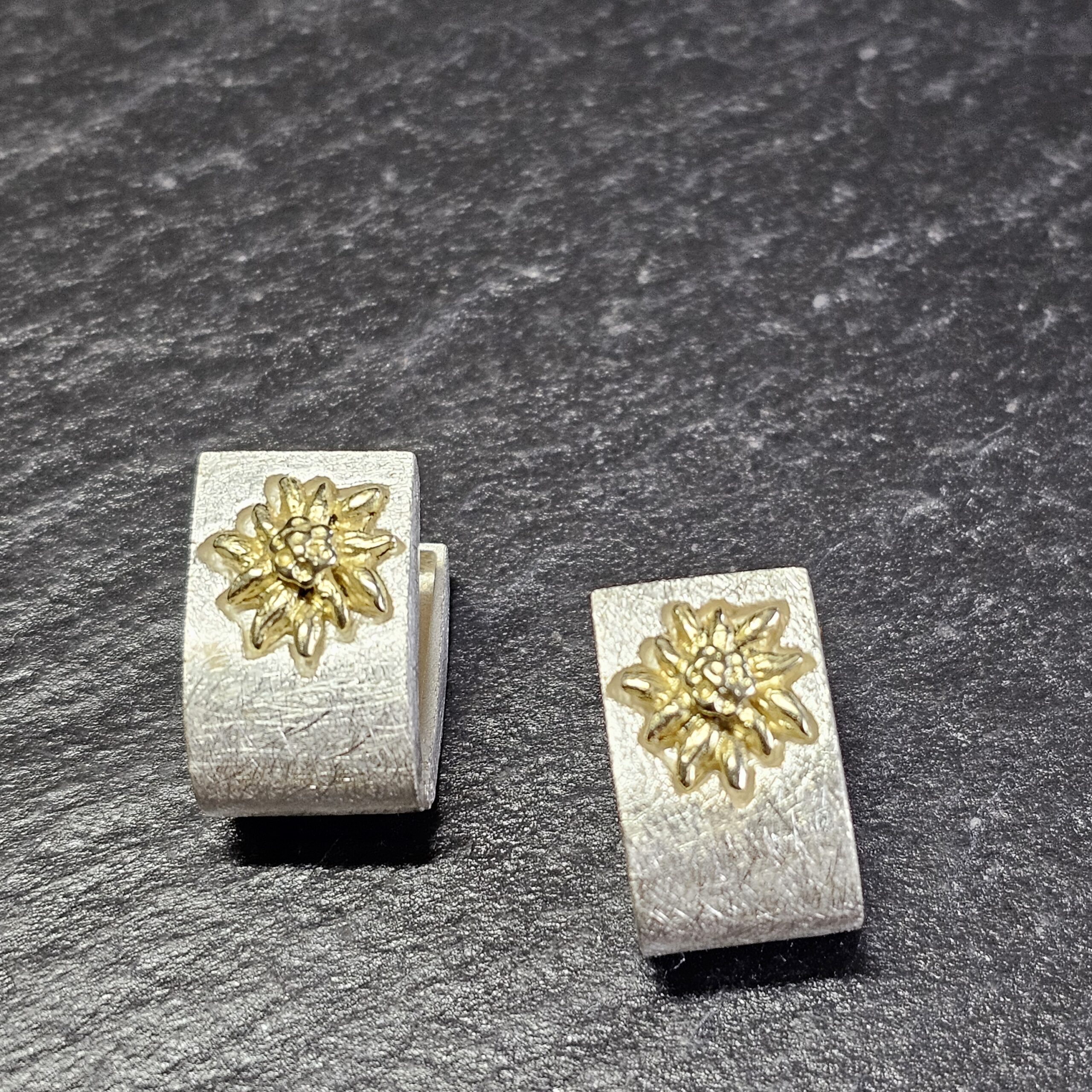 Ohrringe Klappcreolen Creolen Silber 925 gebürstet massiv teilvergoldet Edelweiß Tracht Trachtenschmuck Design Vintage elegant SO503 – Bild 5