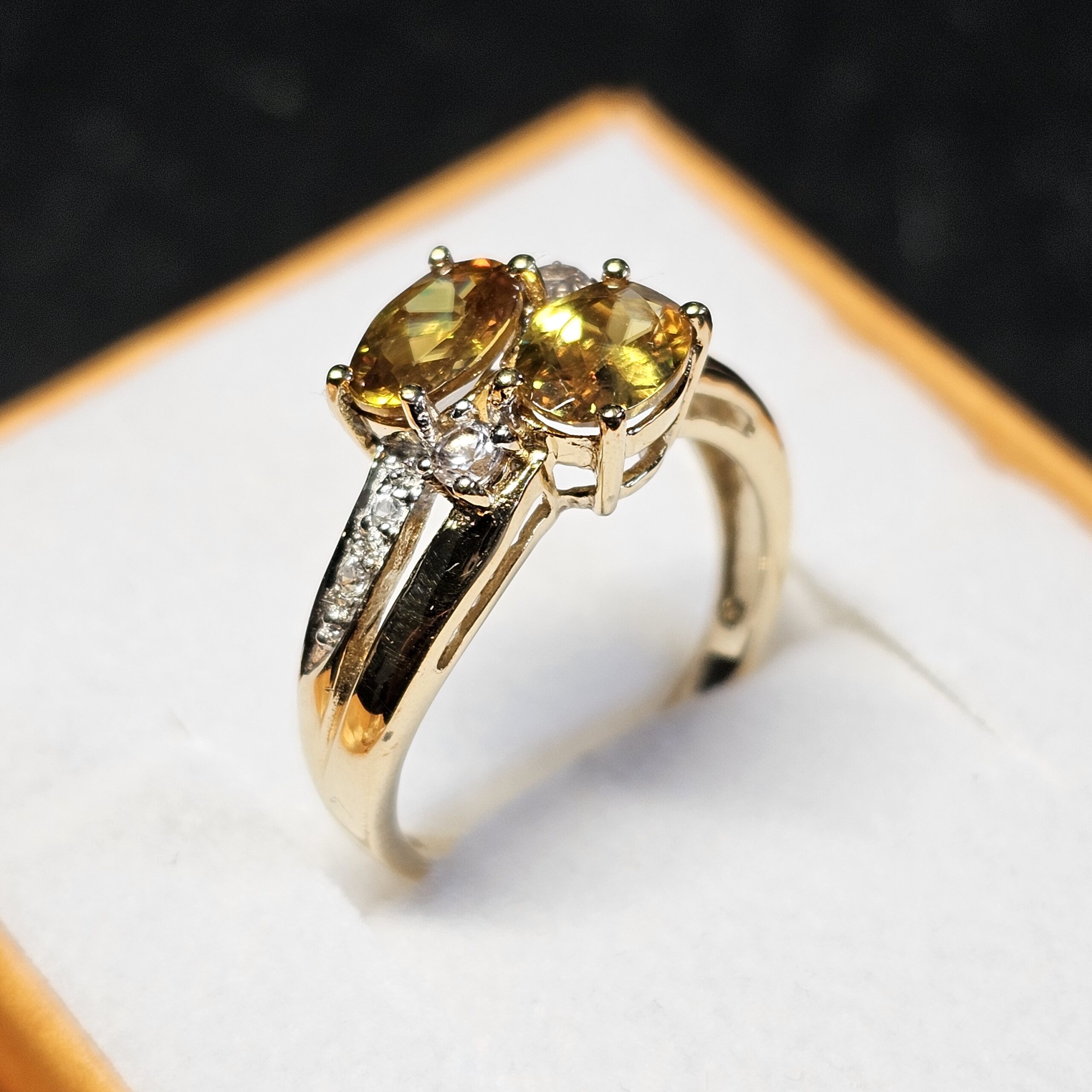 17 mm Nostalgischer Ring Gold 375 teilplatiniert Topas gelb & klar Vintage Design elegant selten rar GR395