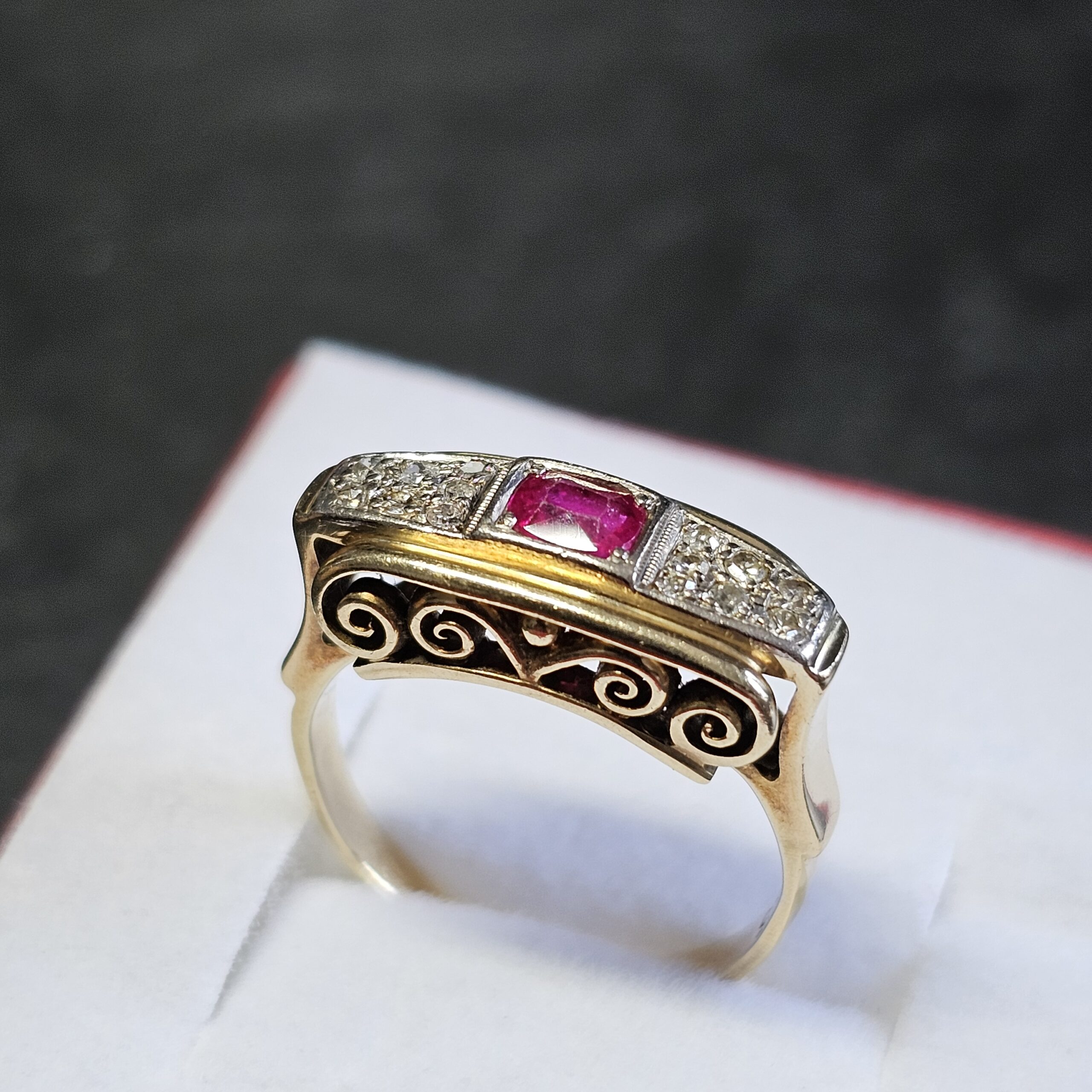 17,6 mm Art Deco Ring Goldring Gold 585 teilplatiniert mit Rubin & Diamantsteinchen Shabby Vintage elegant GR431 – Bild 4