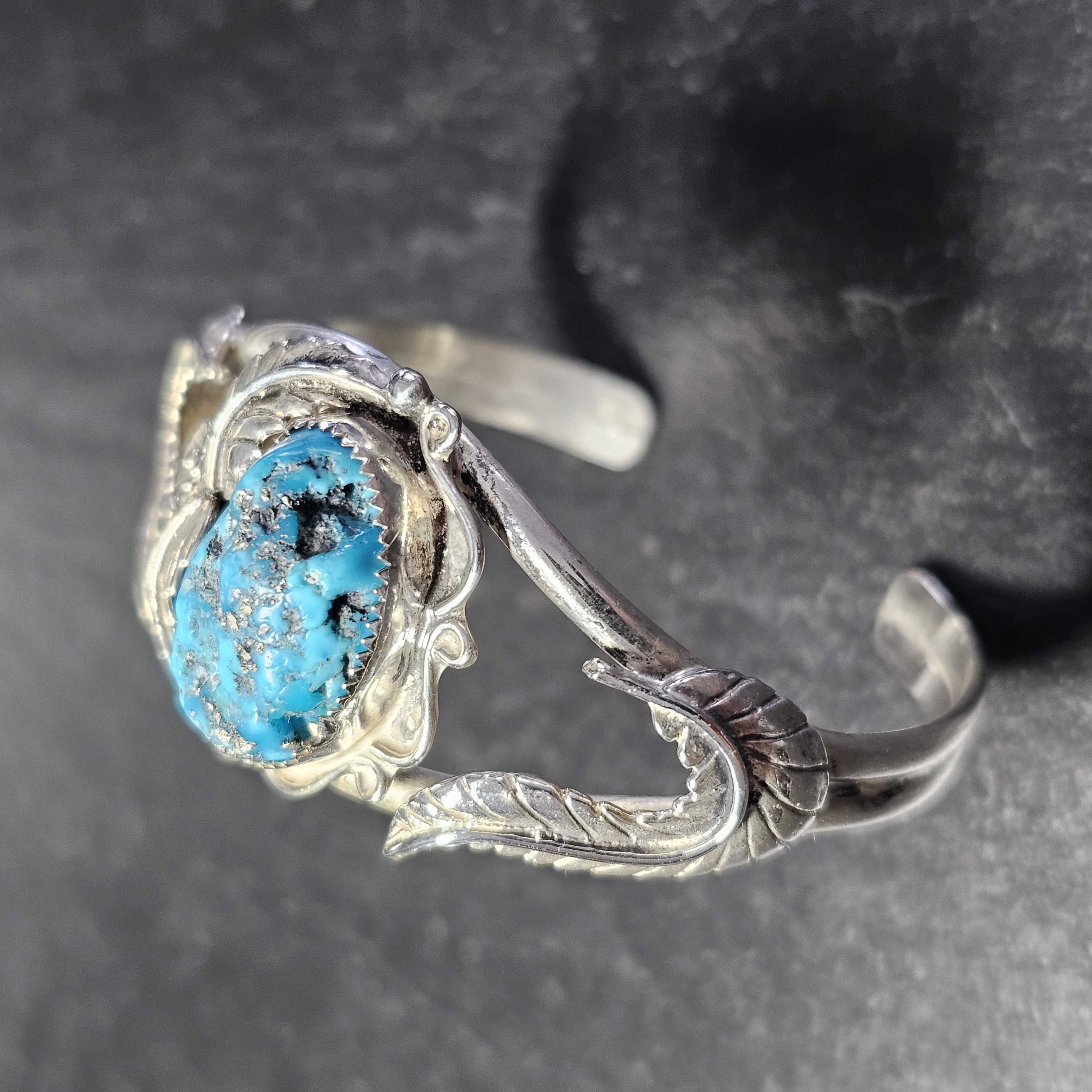 Armreif Armspange Indianerschmuck Silber Türkis Federn Silberschmiede Schmuck Unikat selten rar SA371 – Bild 2