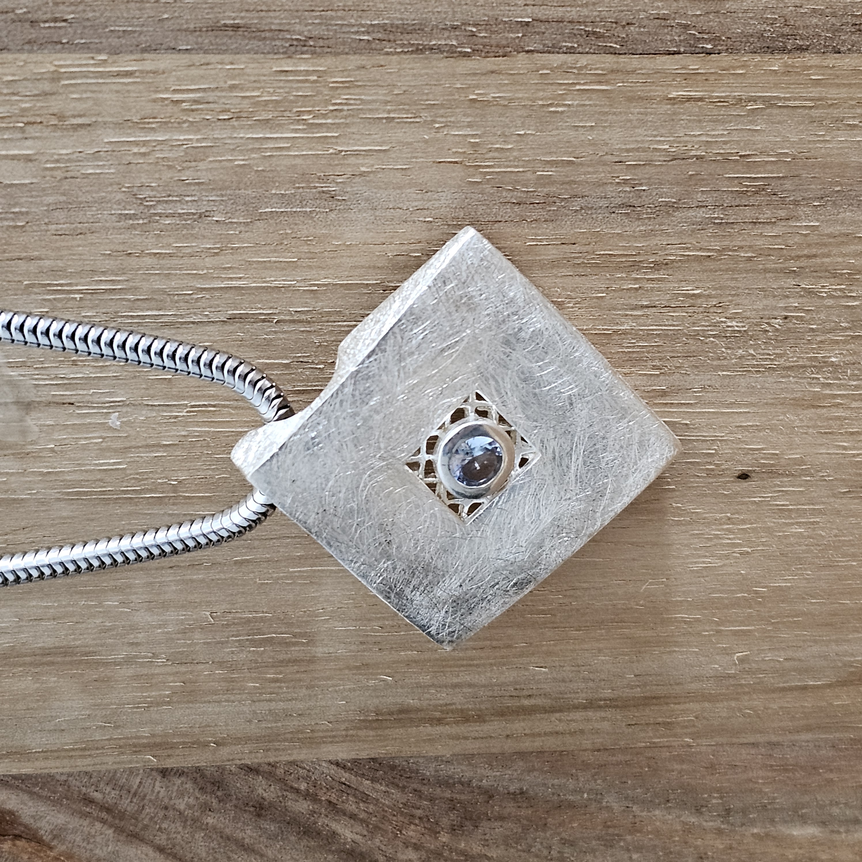 Extravaganter Anhänger ohne Kette Silber 925 gebürstet Topas Blautopas Design Vintage Eleganz SKA1326