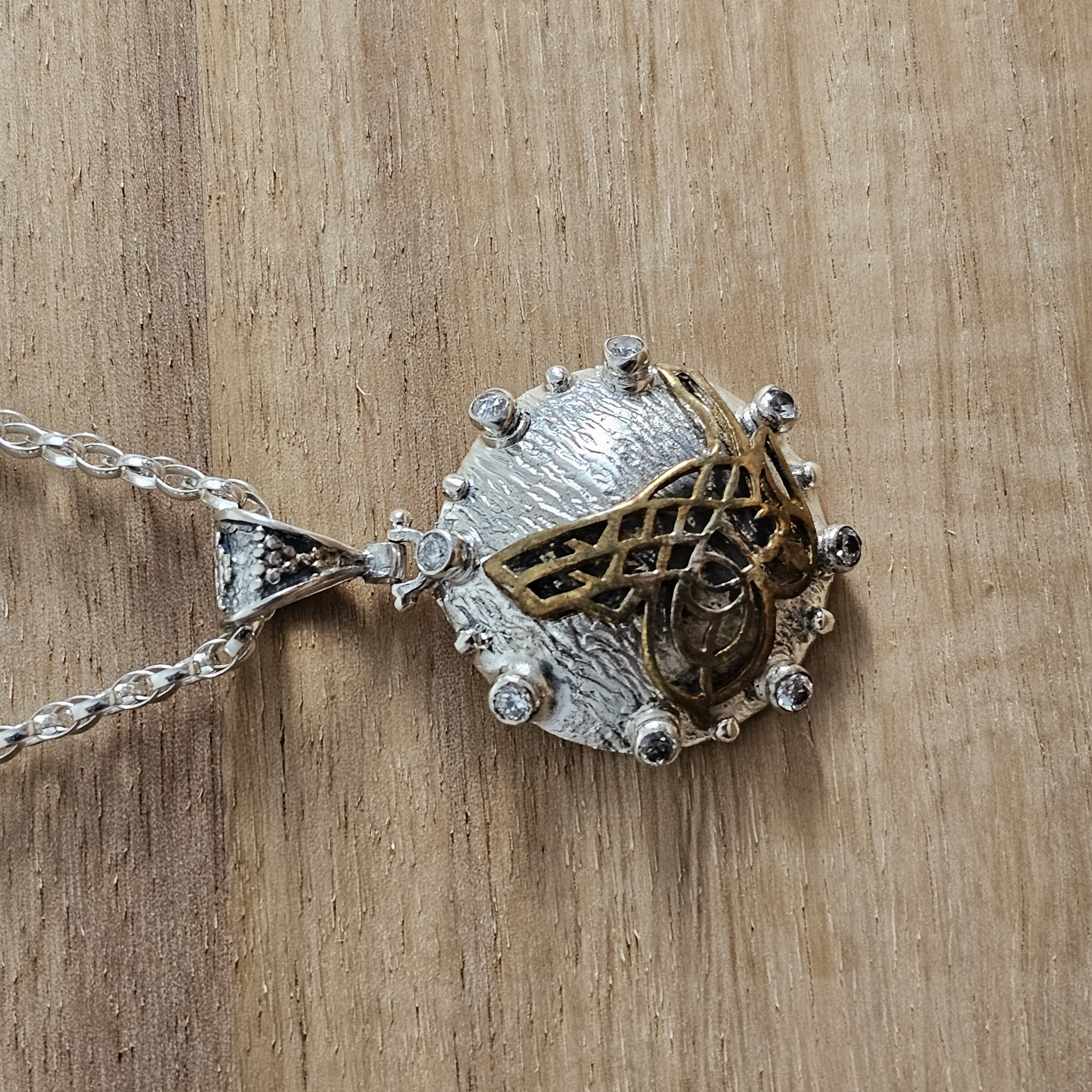 Nostalgischer Anhänger Silberanhänger ohne Kette Silber 925 Motiv teilvergoldet Kristalle Steinchen klar kunstvoll Vintage selten SKA1301