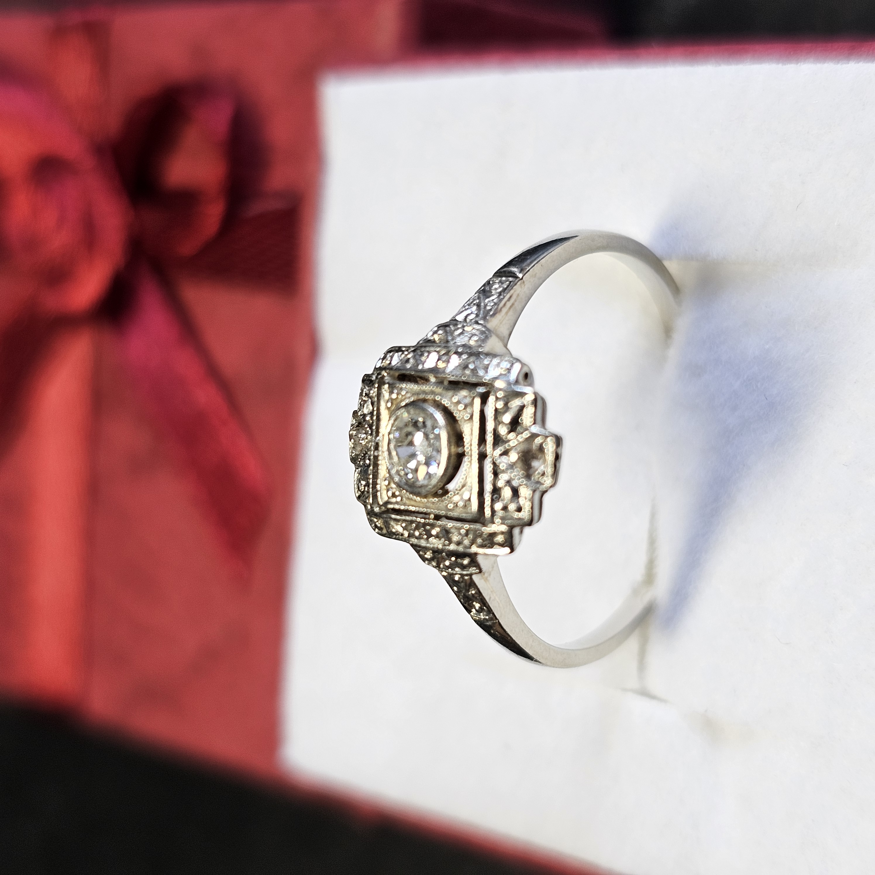 19,6 mm Art Deco Ring Gold 585 platiniert Diamanten Shabby Vintage Eleganz GR425