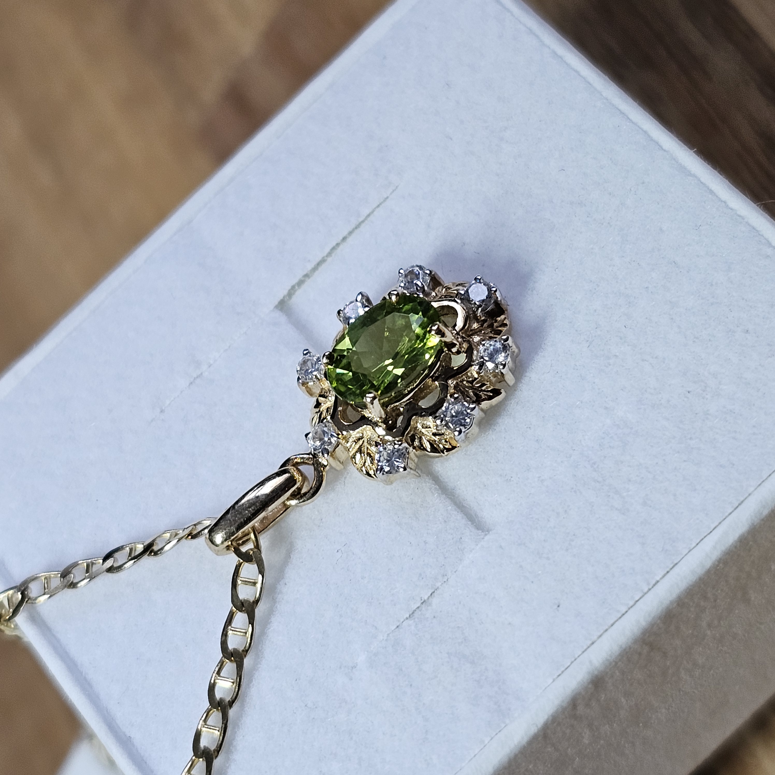 Goldanhänger Anhänger ohne Kette Gold 375 Peridot & Topas klar Vintage Design elegant selten rar GAN203