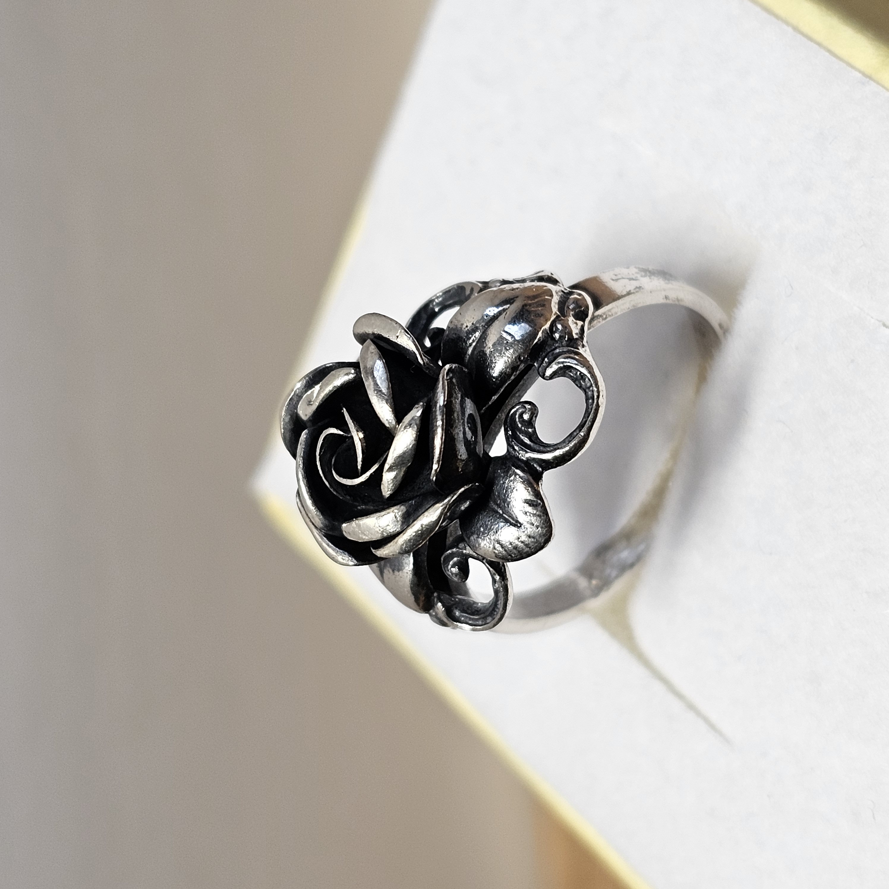 17,8 mm Nostalgischer Ring Teka Silber 925 Rose Blume Vintage elegant SR1318